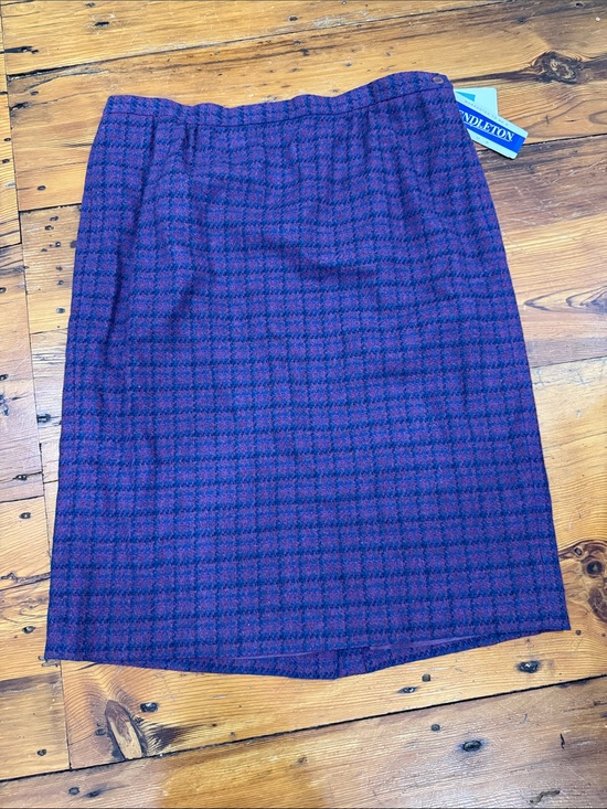 Pendleton Dresses & Skirts - Pendleton Purple and Navy Plaid Wool Pencil Skirt Size 18W